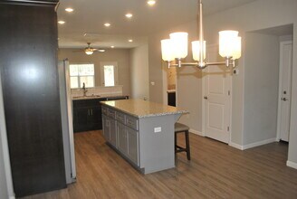 3805 Anders Way in Rocklin, CA - Building Photo - Building Photo