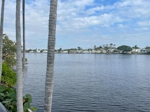 3408 Tuscany Way in Boynton Beach, FL - Building Photo - Building Photo