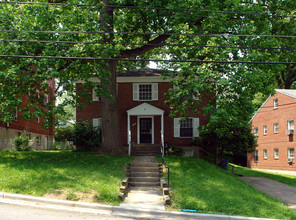 8404 Greenwood Ave in Takoma Park, MD - Building Photo - Building Photo