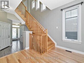 178 Nepeta Cres in Ottawa, ON - Building Photo - Building Photo