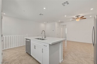 5656 Spellbinding St in Las Vegas, NV - Building Photo - Building Photo