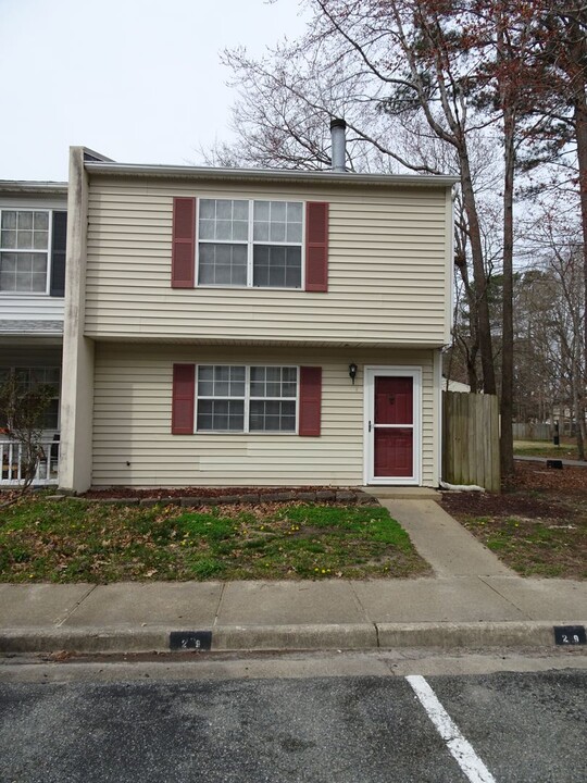 29 Oneonta Dr in Newport News, VA - Building Photo