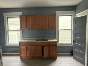 254 Sheridan Ave, Unit 2 in Albany, NY - Building Photo - Building Photo