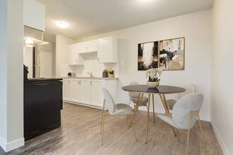 North Star Apartments in Camrose, AB - Building Photo - Building Photo