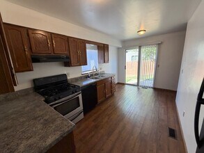256 Spencer Pl in St. Peters, MO - Building Photo - Building Photo