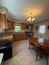 13 Grant St in Natick, MA - Building Photo - Building Photo