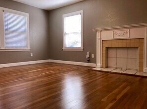 2408 22nd St in Lubbock, TX - Building Photo - Building Photo