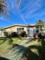 1341 6th St in West Palm Beach, FL - Building Photo