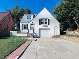 830 S 54th St in Omaha, NE - Building Photo