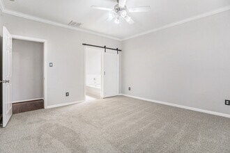 405 Abbey Ln in League City, TX - Foto de edificio - Building Photo