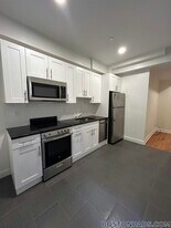 123 Sutherland Rd, Unit B in Boston, MA - Building Photo