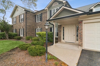184 Grove Ave in Des Plaines, IL - Building Photo - Building Photo