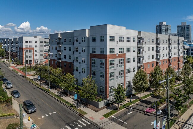 Harbor Landing in Stamford, CT - Foto de edificio - Building Photo