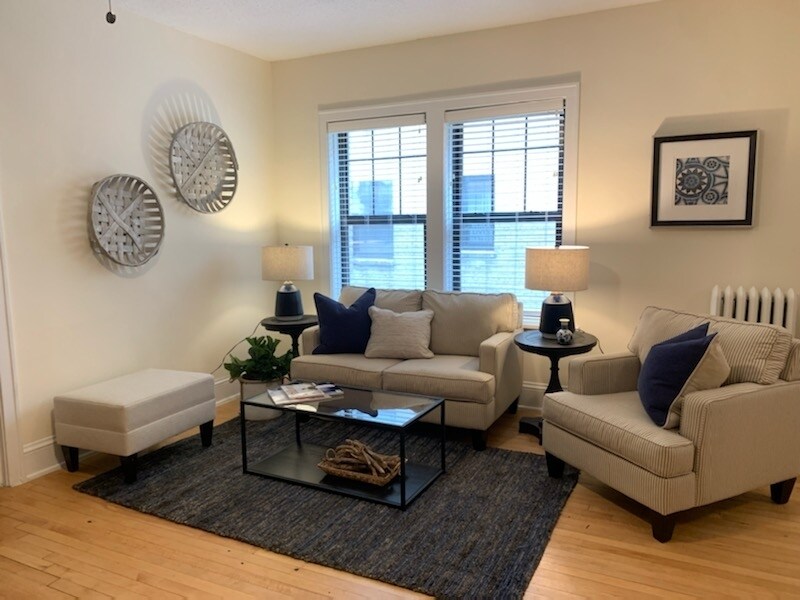 Castleton in Minneapolis, MN - Building Photo