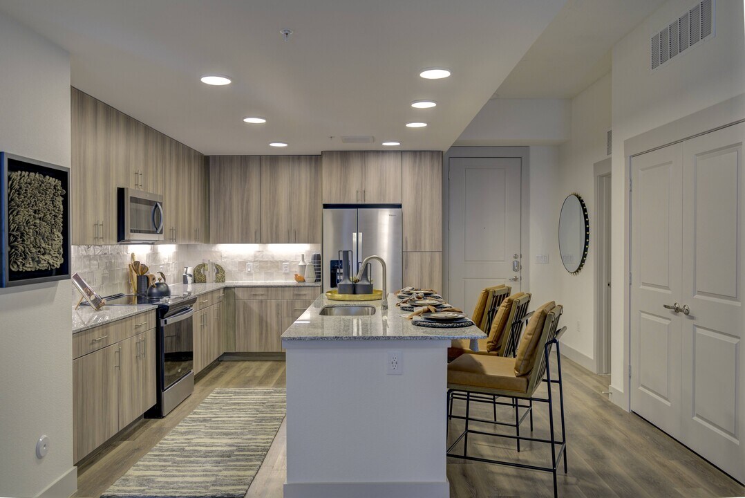 Alexan Rivercrest in Austin, TX - Foto de edificio