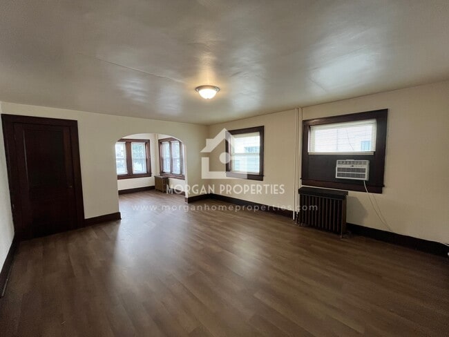 330 E 12th St, Unit 2 in Anderson, IN - Building Photo - Building Photo