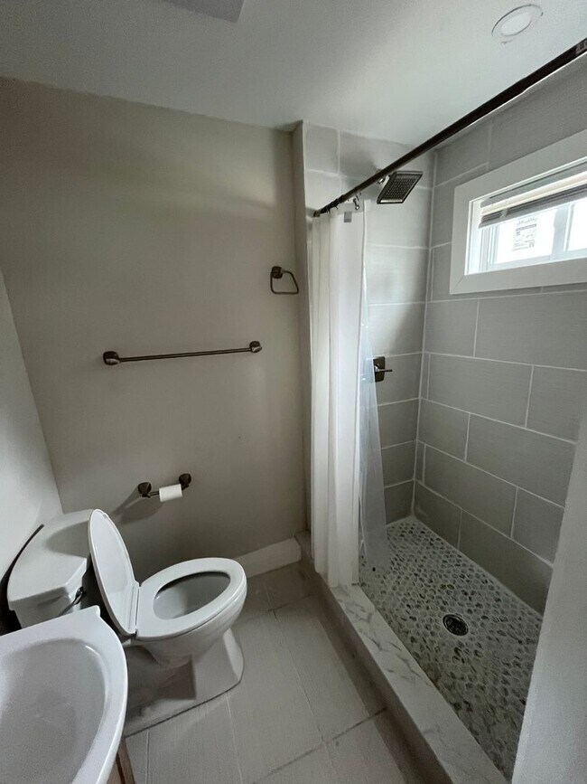 308-310 E 11th St in Ocean City, NJ - Building Photo - Building Photo