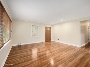 39 S Bruner St in Hinsdale, IL - Building Photo - Building Photo