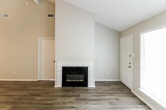 3819 Old Post Rd in Houston, TX - Building Photo - Building Photo