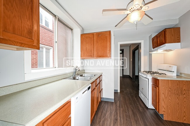 416 Charles St in Turtle Creek, PA - Building Photo - Building Photo
