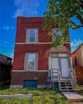 824 Canaan Ave in St. Louis, MO - Building Photo