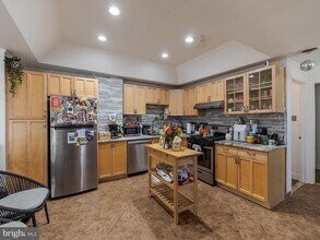 1108 Locust St in Philadelphia, PA - Building Photo - Building Photo