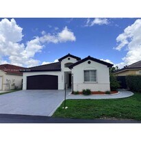 15801 SW 85th St in Miami, FL - Building Photo