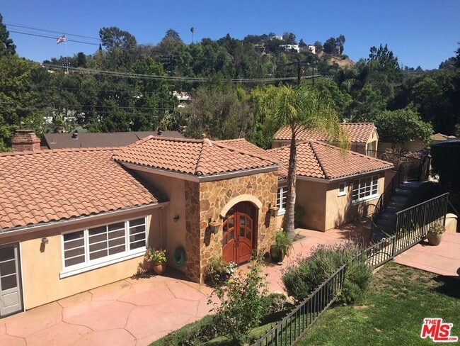 3920 Van Noord Ave in Los Angeles, CA - Building Photo - Building Photo