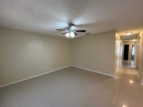 3921 Zinnia Ave in McAllen, TX - Building Photo - Building Photo