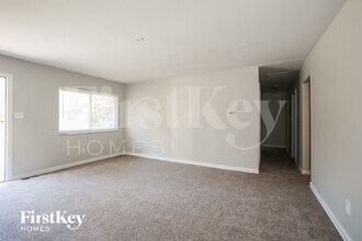 5779 N Alton Ave in Indianapolis, IN - Building Photo - Building Photo