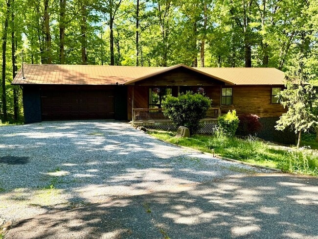 property at 415 Owenwood Dr