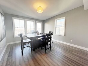 74 White St, Unit 301 in Boston, MA - Building Photo - Building Photo