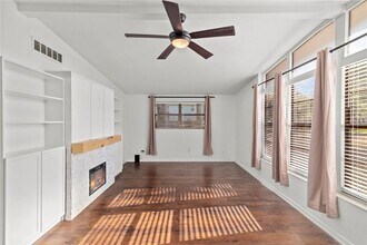 2407 S Lois Ave in Tampa, FL - Building Photo - Building Photo