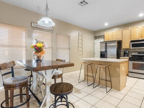 6186 S Wheaton Dr in Tucson, AZ - Foto de edificio - Building Photo