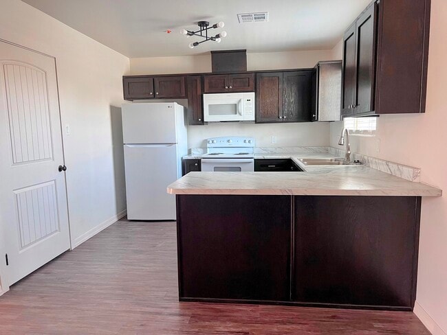 123 W Jacobs St, Unit A in Somerton, AZ - Building Photo - Building Photo