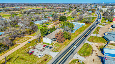 619 S 3rd St in Wortham, TX - Building Photo - Building Photo