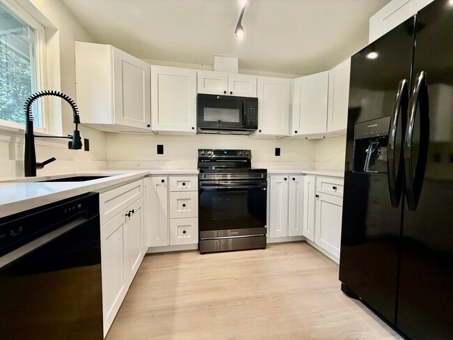 20301 71st St E in Bonney Lake, WA - Building Photo - Building Photo