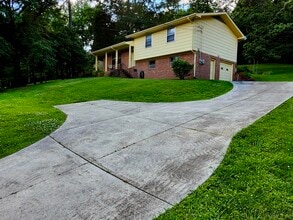 6067 Browntown Rd in Chattanooga, TN - Building Photo - Building Photo