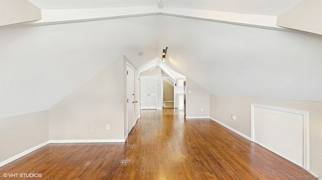 114 Harborview Ave in Bridgeport, CT - Building Photo - Building Photo