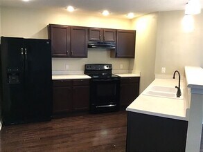 10794 Timothy Ln in Indianapolis, IN - Building Photo - Building Photo