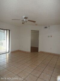 300 Palm Cir W photo'