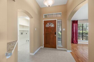 9109 Benwick St in Spring, TX - Foto de edificio - Building Photo