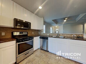 294 Pigeonberry Pass in Buda, TX - Building Photo - Building Photo