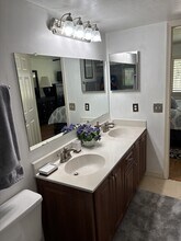 236 Pebble Beach Blvd in Naples, FL - Foto de edificio - Building Photo
