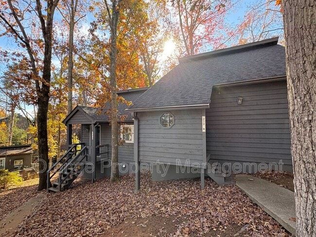 property at 212 Pelican Ln