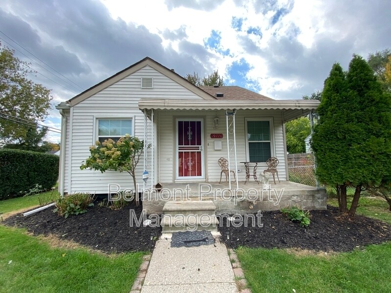 19770 Kingsville St in Harper Woods, MI - Building Photo