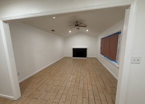 1816 Lincoln Blvd in Tracy, CA - Building Photo