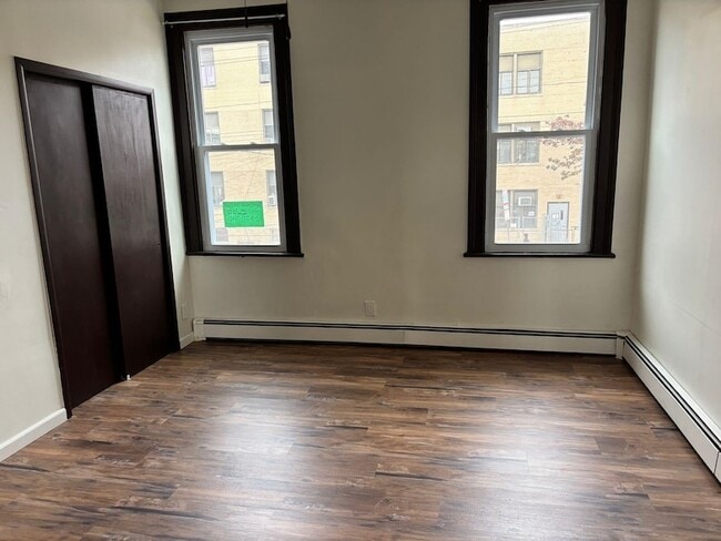 23 Nelson Ave in Jersey City, NJ - Building Photo - Building Photo