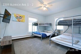 2209 Aldrich Ave S-Unit -2 in Minneapolis, MN - Building Photo - Building Photo