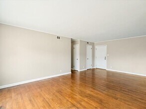 2607 S Maplewood Ave in Tulsa, OK - Building Photo - Building Photo